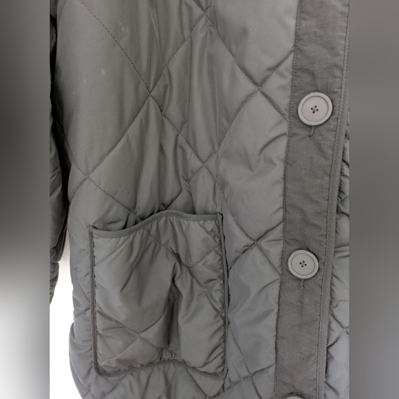 Women's Black Quilted Jacket - Picture 4 of 9